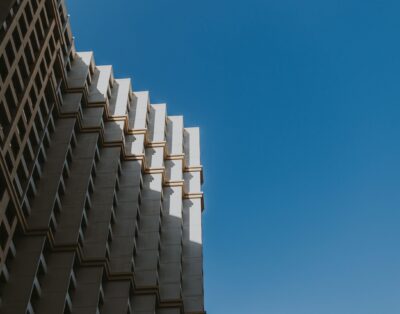 The Curve by Sentro, Arjan