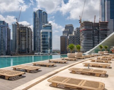 Taupe Residence, Meydan